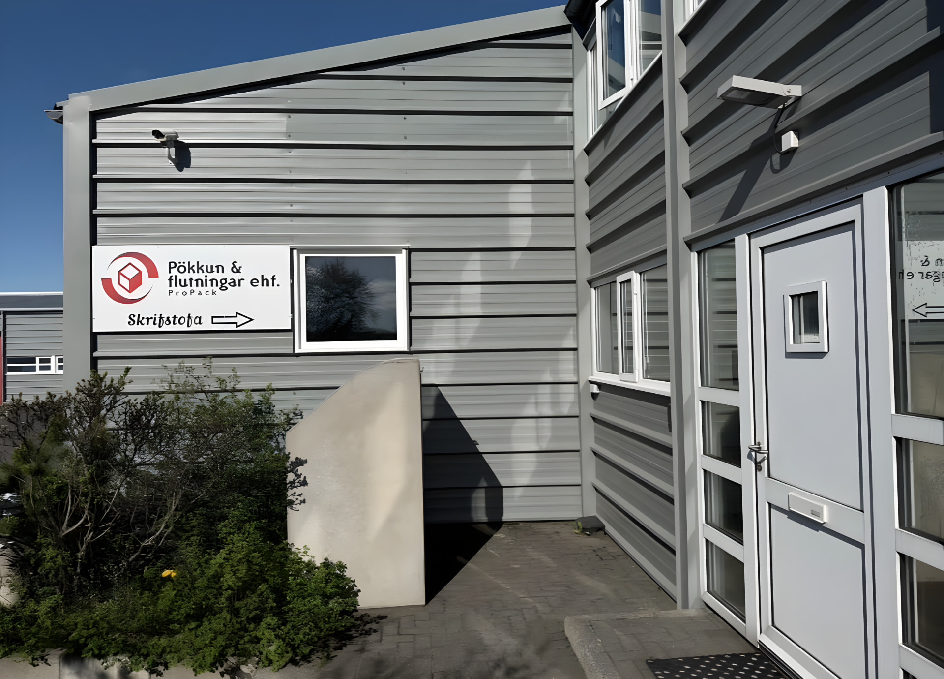 Entrance to the Propack office with the Pökkun & flutningar ehf. sign